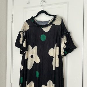 Floral crinkle midi dress